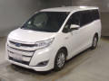 2017 Toyota Noah