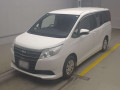 2016 Toyota Noah