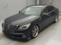 2013 Toyota Crown Hybrid