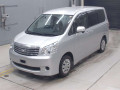 2013 Toyota Noah