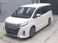 2015 Toyota Noah