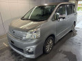 2013 Toyota Voxy