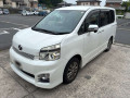 2013 Toyota Voxy