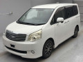 2012 Toyota Noah