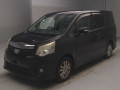2011 Toyota Noah