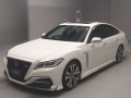 2019 Toyota Crown Hybrid