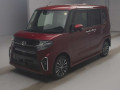 2021 Daihatsu Tanto Custom