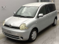 2005 Toyota Sienta