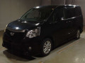 2010 Toyota Noah