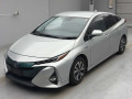 2018 Toyota Prius PHV