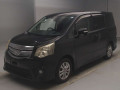 2010 Toyota Noah