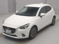 2016 Mazda Demio