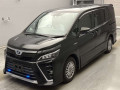 2017 Toyota Voxy