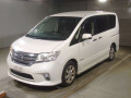 2013 Nissan Serena