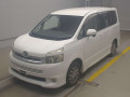2007 Toyota Voxy
