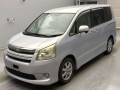 2008 Toyota Noah