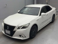 2015 Toyota Crown Hybrid