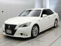 2014 Toyota Crown Hybrid