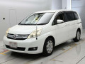 2013 Toyota Isis