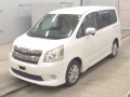 2009 Toyota Noah