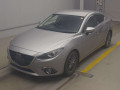 2013 Mazda Axela Hybrid