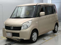 2013 Nissan Roox