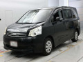 2013 Toyota Noah