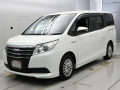 2014 Toyota Noah