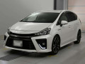 2016 Toyota Prius alpha