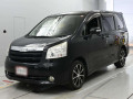 2007 Toyota Noah