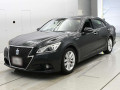 2013 Toyota Crown Hybrid