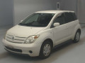 2003 Toyota IST