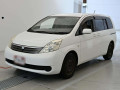 2005 Toyota Isis