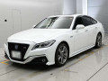 2022 Toyota Crown Hybrid