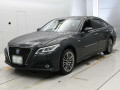 2019 Toyota Crown Hybrid