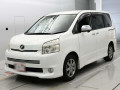 2009 Toyota Voxy