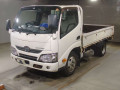 2017 Hino DUTRO