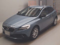 2018 Volvo V40