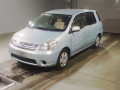 2003 Toyota Raum