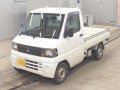 2009 Mitsubishi Minicab Truck
