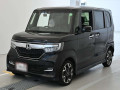 2017 Honda N-BOX CUSTOM