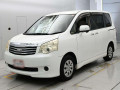 2012 Toyota Noah