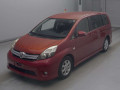 2013 Toyota Isis