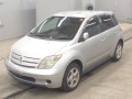 2004 Toyota IST