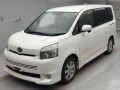 2009 Toyota Voxy