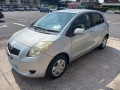 2005 Toyota Vitz