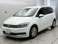 2017 Volkswagen Golf Touran