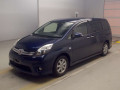 2015 Toyota Isis