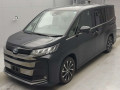 2022 Toyota Noah