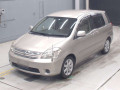 2004 Toyota Raum